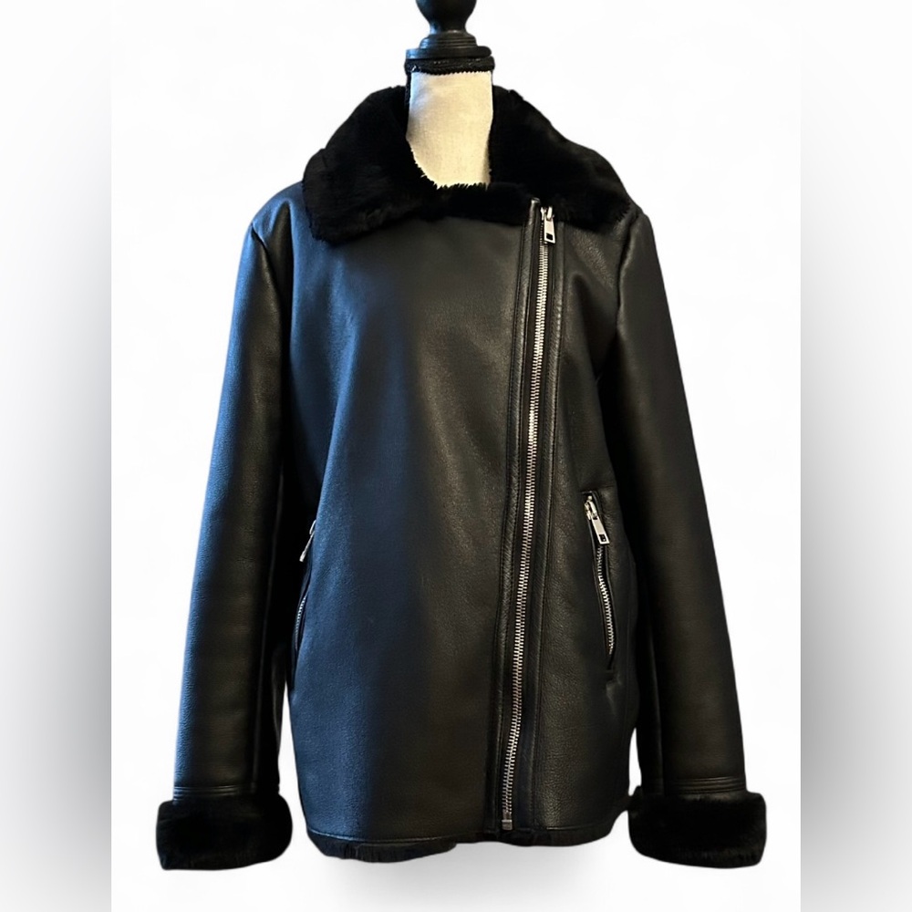 MNG Casual Women’s Black Moto Jacket Faux Leather Shearling Lined Size S